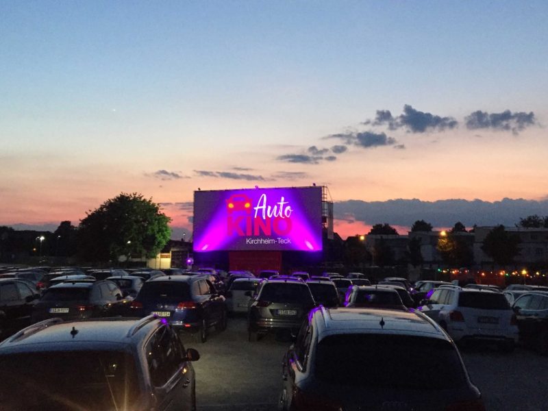 Endlich wieder Singen – Projekt Schwarm mit Charme im Autokino Endlich wieder Singen – Projekt Schwarm mit Charme im Autokino